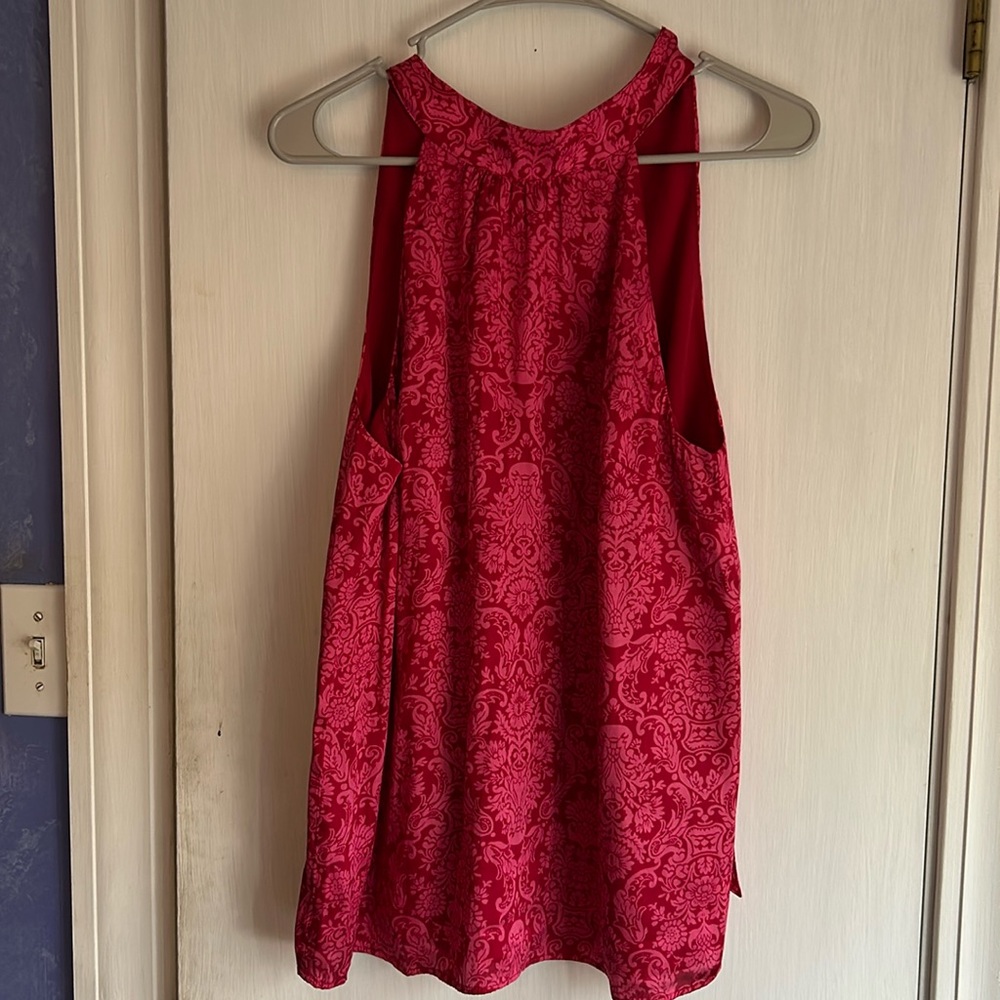 Perfect blouse for your Valentine’s Day date